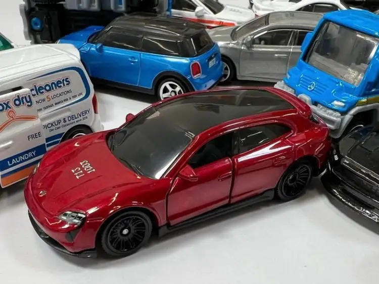 3 inch Matchbox Porsche Taycan Sport Turismo 3 inch Matchbox Porsche Taycan Sport Turismo