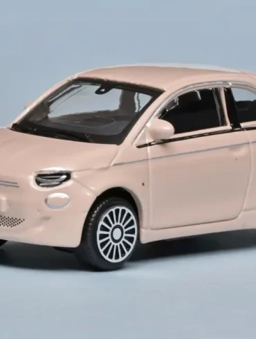 43Bburago Fiat 500e 2021 1
