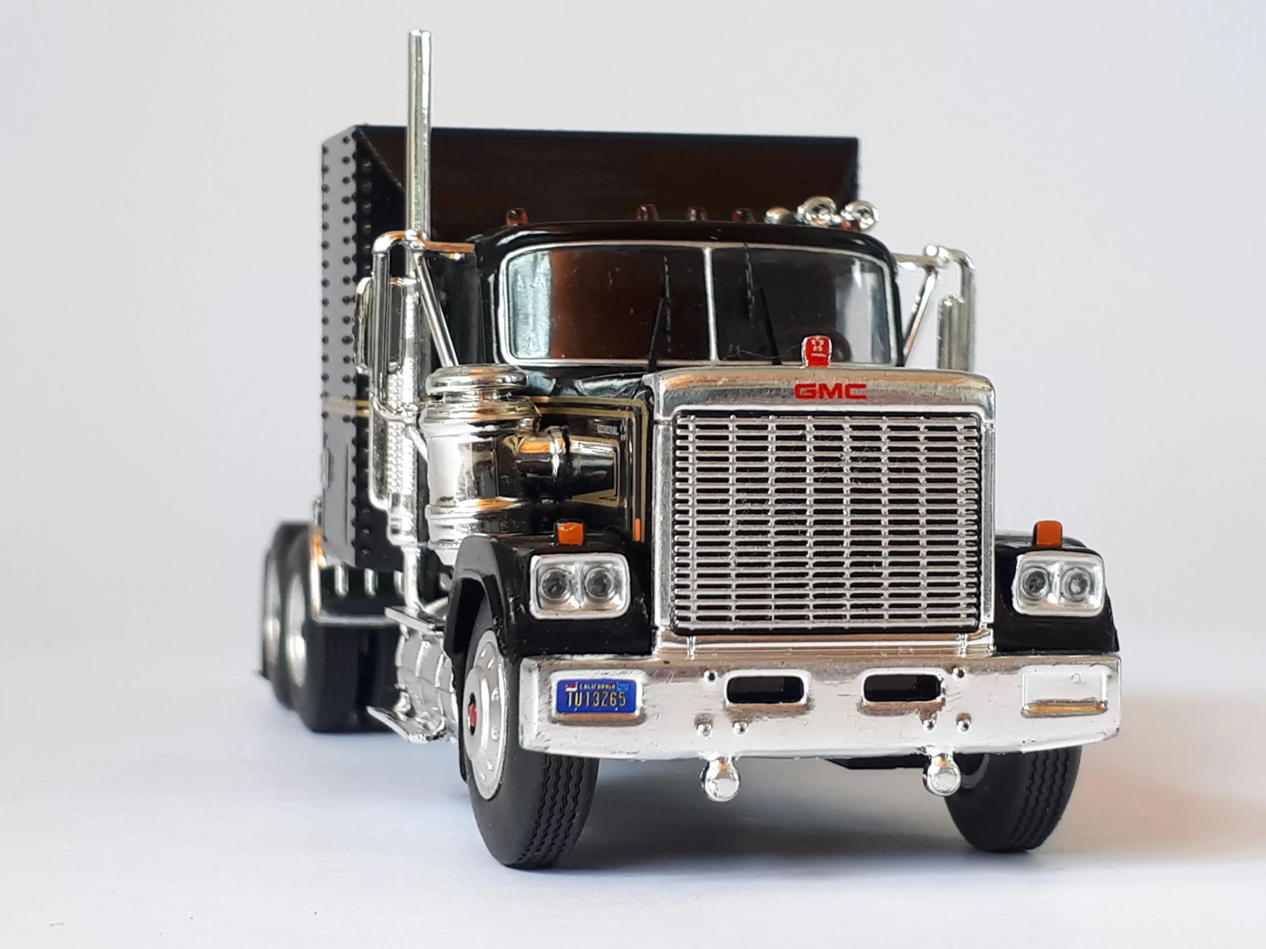 1;64 Ixo GMC General 3 1;64 Ixo GMC General 3