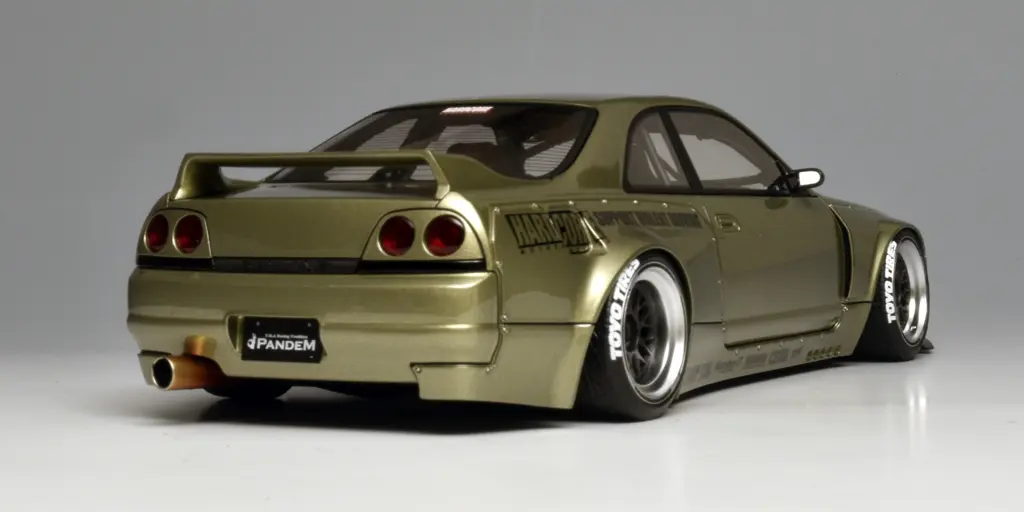 18Ignition Models PandeNissan GT R Skyline BCNR33 2 18Ignition Models PandeNissan GT R Skyline BCNR33 2
