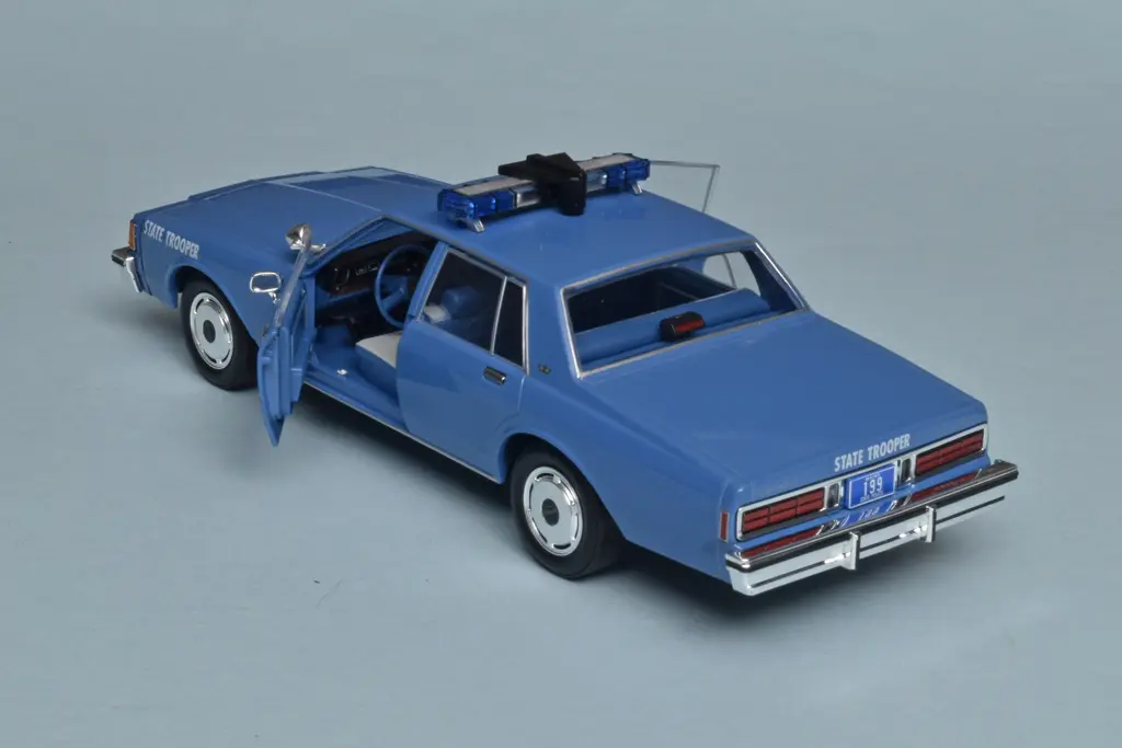 24Greenlight Chevrolet Caprice Police Maine 1990 3 24Greenlight Chevrolet Caprice Police Maine 1990 3