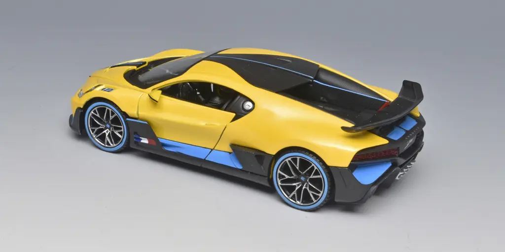 24maisto Bugatti Divo 2024 2 24maisto Bugatti Divo 2024 2