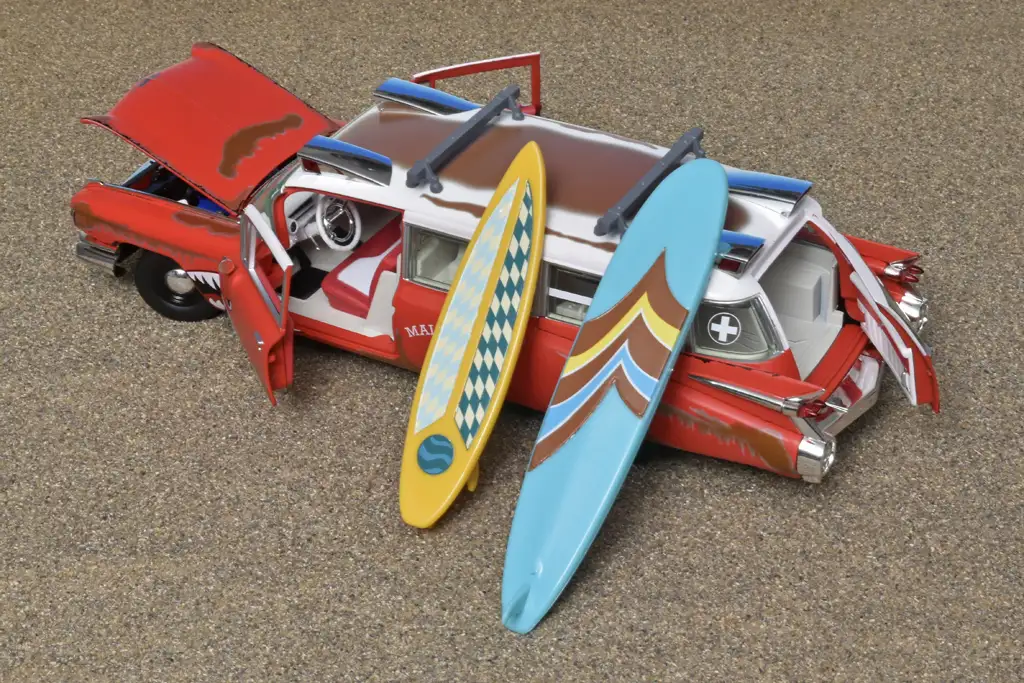 18AW Cadillac Eldorado Ambulance Surf Shark 1959 5 18AW Cadillac Eldorado Ambulance Surf Shark 1959 5