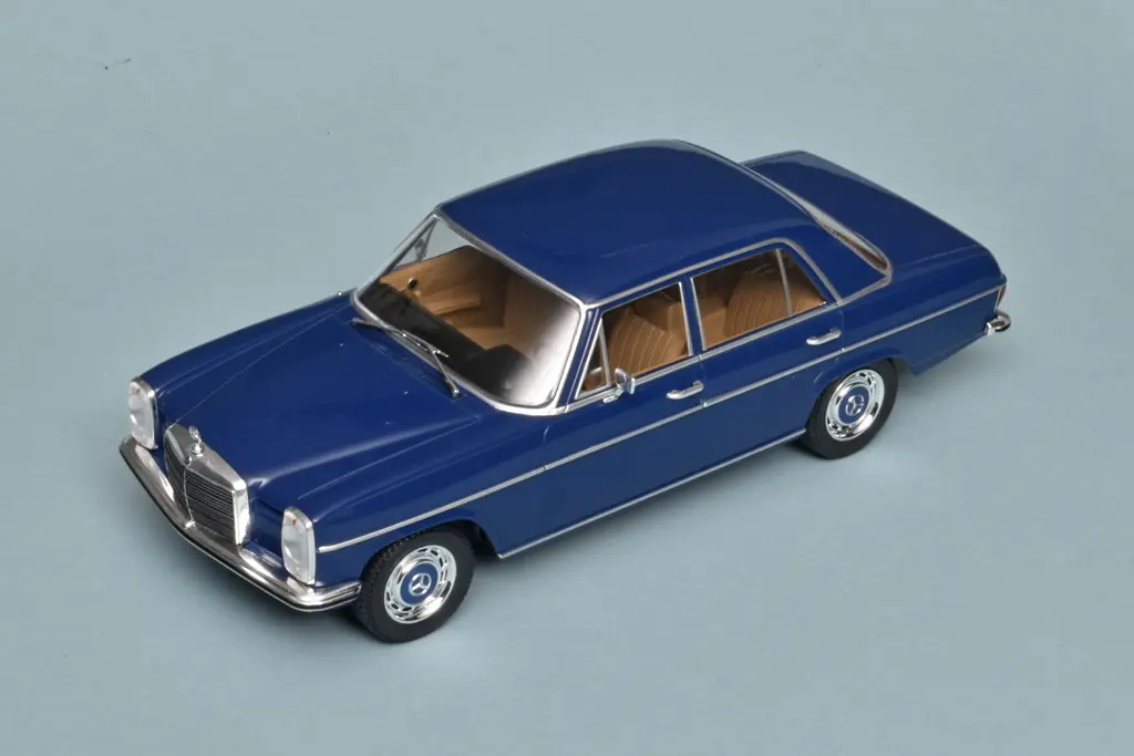 18MCG MB 220D W115 1965 3