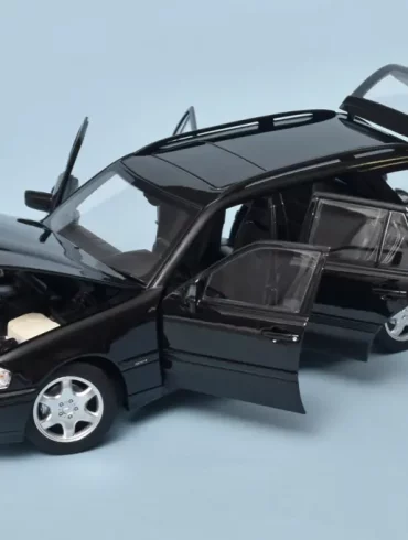 18norev Mod MB C Klasse combi 1997 3