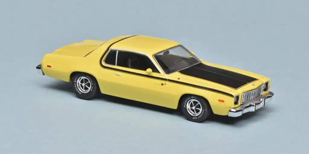 43ixo Plymouth Road Runner 1975 3