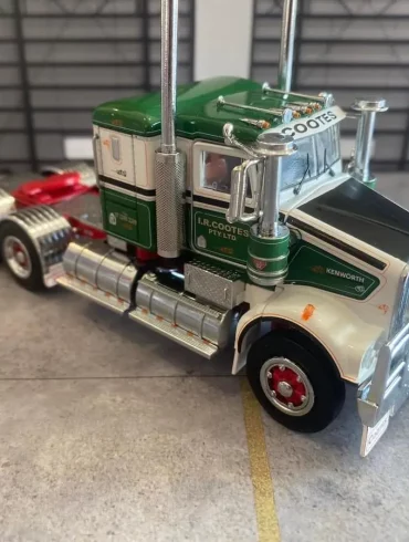 Kenworth SAR 1