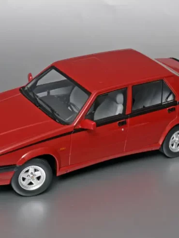 18Triple9 Alfa Romeo 75 1
