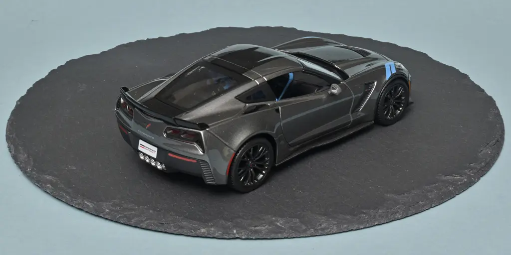 24maisto Chevrolet Corvette Grand Sport 2017 2 24maisto Chevrolet Corvette Grand Sport 2017 2