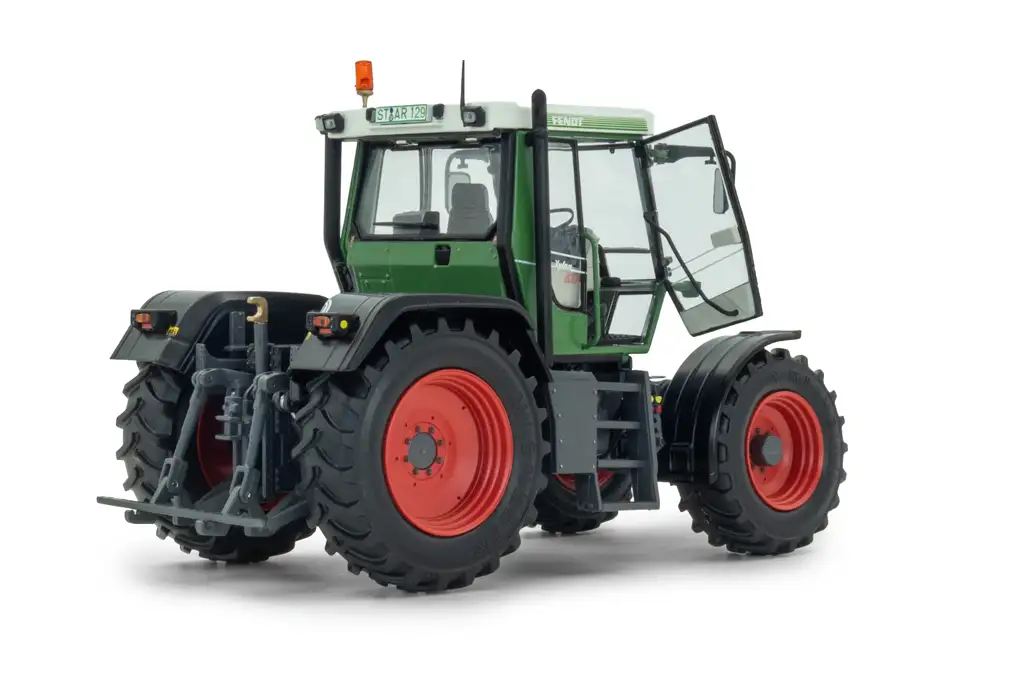 32WeiseT Fendt Xylon 522 2 32WeiseT Fendt Xylon 522 2