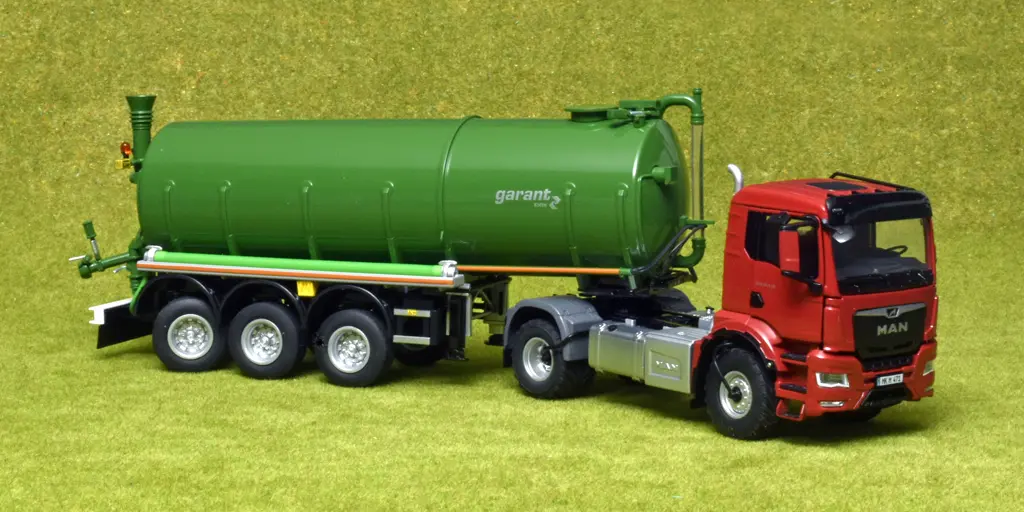 32wiking Kotte mesttankoplegger garant TSA + MAN TGS 18.510 4x4 BL 1