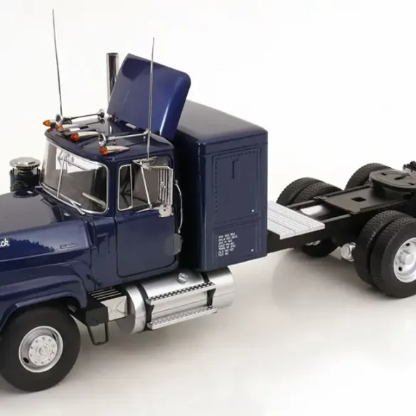 18RoadKings Mack RL 1