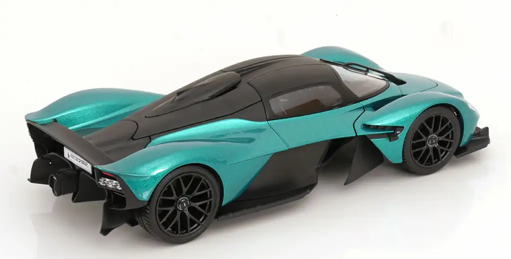 18maisto AM Valkyrie 2022 2 18maisto AM Valkyrie 2022 2