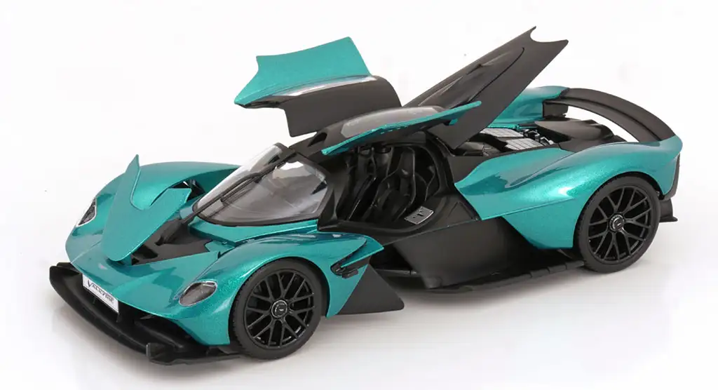 18maisto AM Valkyrie 2022 3 18maisto AM Valkyrie 2022 3
