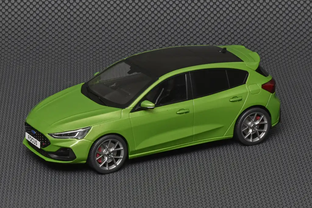 18MCG Ford Focus ST 2022 3