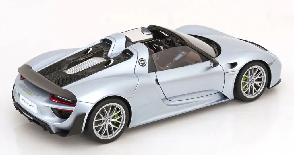 18AA Porsche 918 Spyder 2013 Weissach Package 2013 2 18AA Porsche 918 Spyder 2013 Weissach Package 2013 2