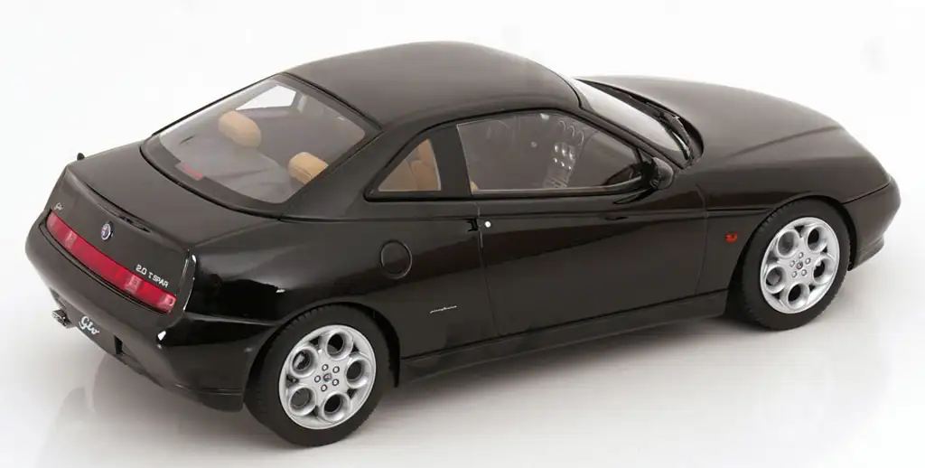 18norev Alfa Romeo GTV 1999 4 18norev Alfa Romeo GTV 1999 4