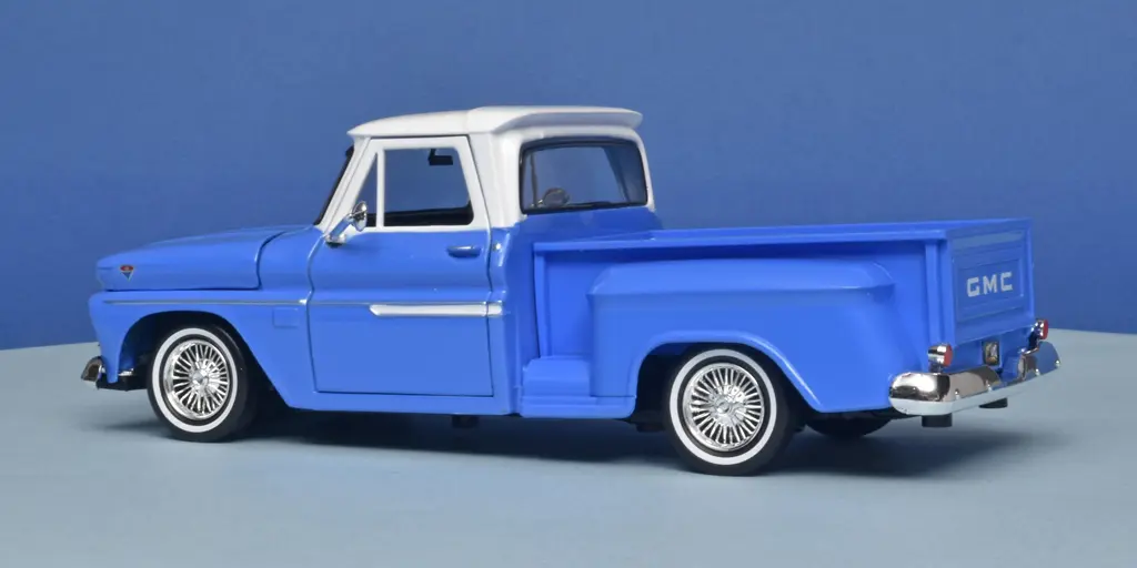 24MotorM GMC C1000 Stepside 1966 2 24MotorM GMC C1000 Stepside 1966 2