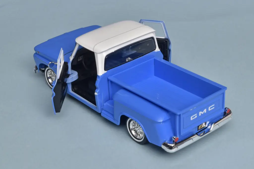 24MotorM GMC C1000 Stepside 1966 3 24MotorM GMC C1000 Stepside 1966 3