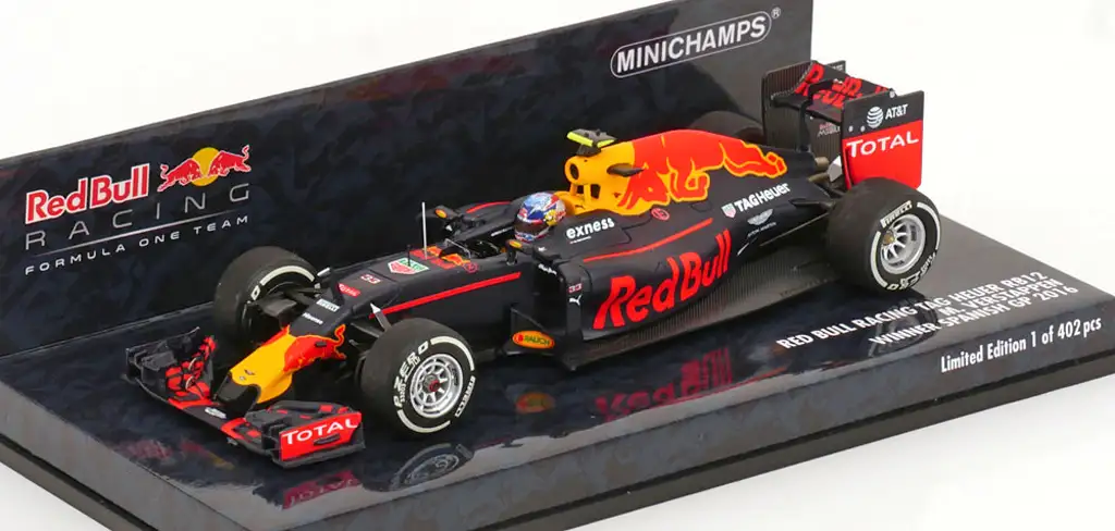 43minic Red Bull RB12 Max eerste winst 2016 1
