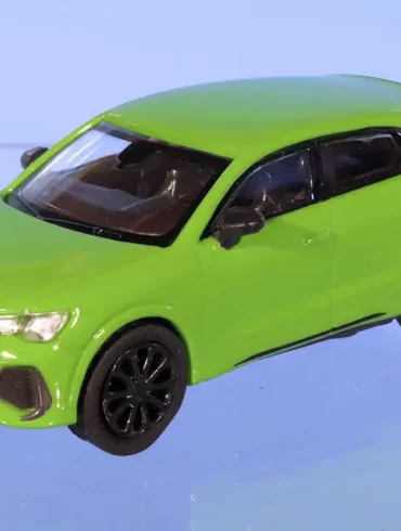 INT.Minichamps 87.Audi RS Q3 (2019)(1)