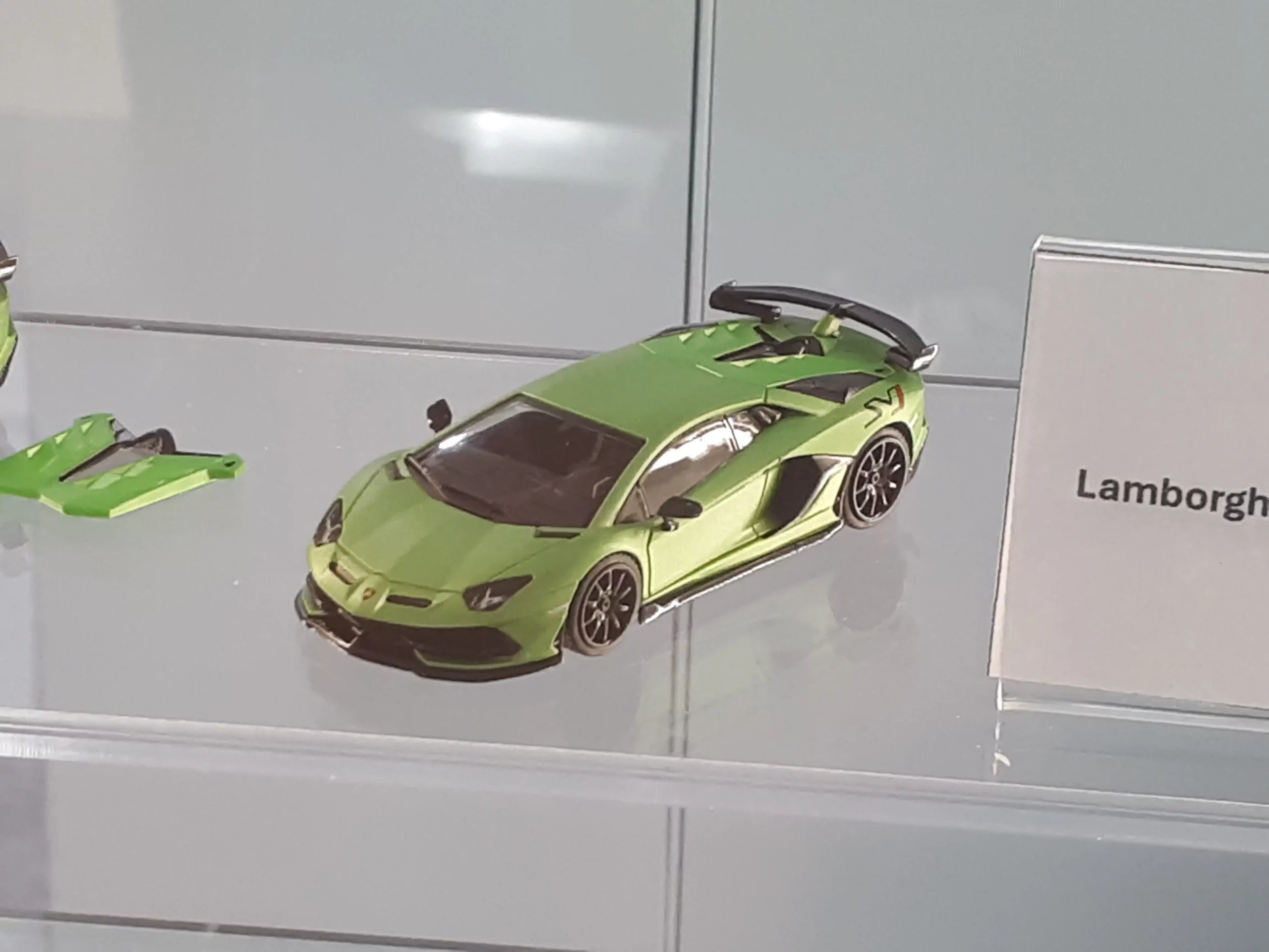 1;64 Hung Hing Collectibles Lamborghini Aventador SVJ 1 1;64 Hung Hing Collectibles Lamborghini Aventador SVJ 1