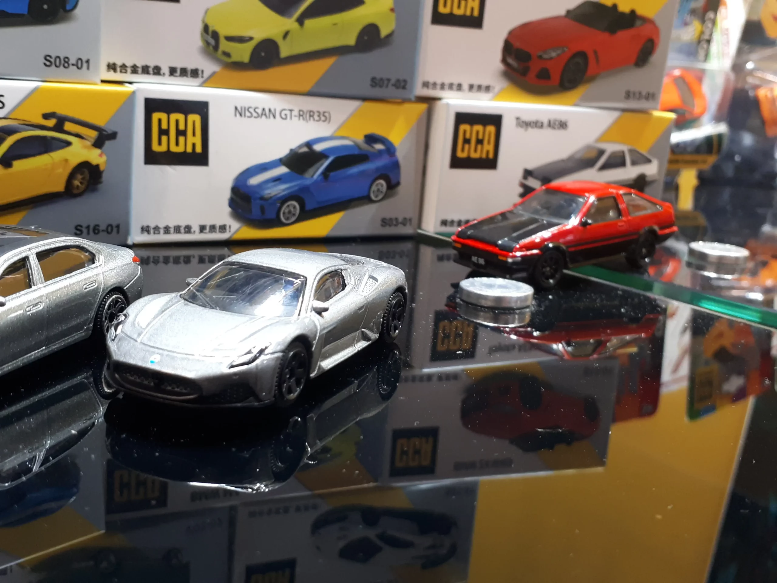 3 inch Maserati MC20 & Toyota Sprinter Trueno 3 inch Maserati MC20 & Toyota Sprinter Trueno