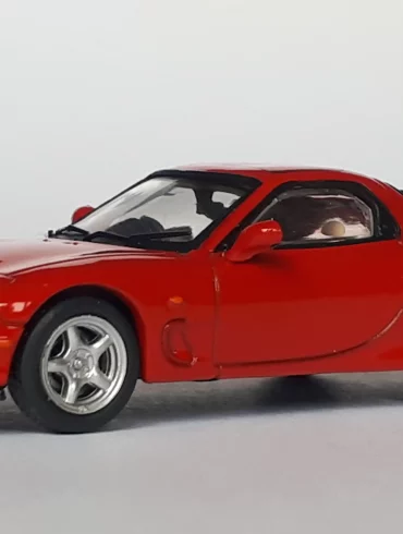 1;64 Tarmac Works Mazda RX 7 1