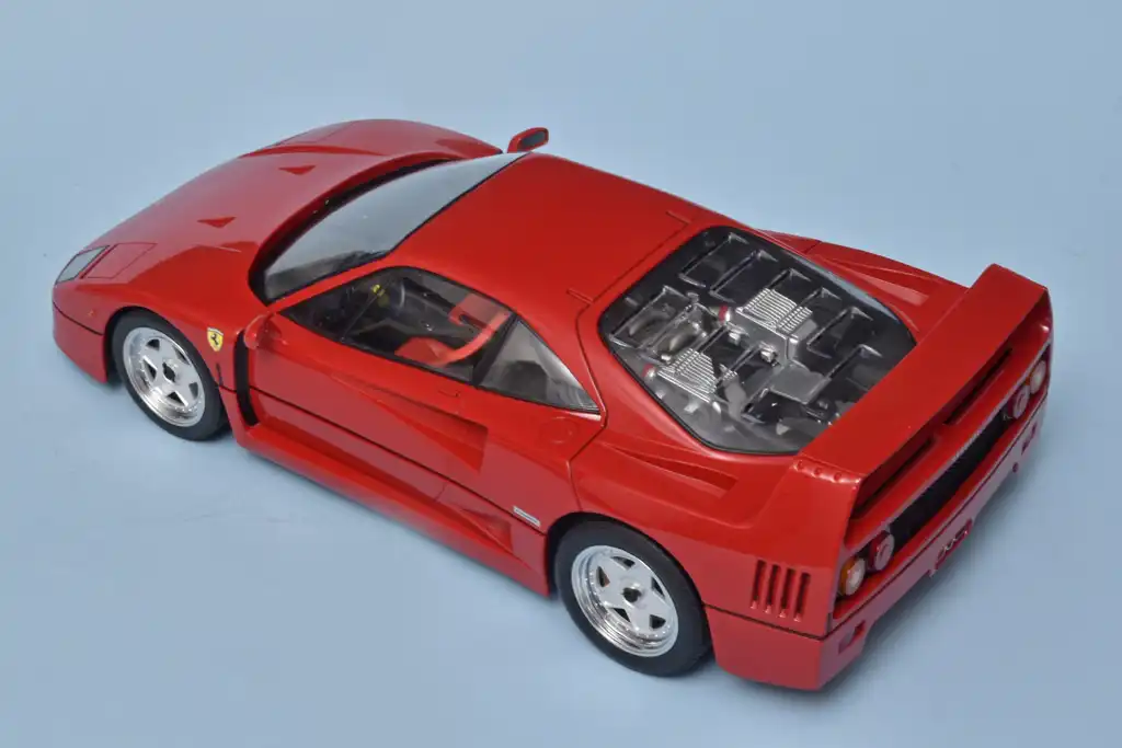 12Norev Ferrari F40 1987 4 12Norev Ferrari F40 1987 4