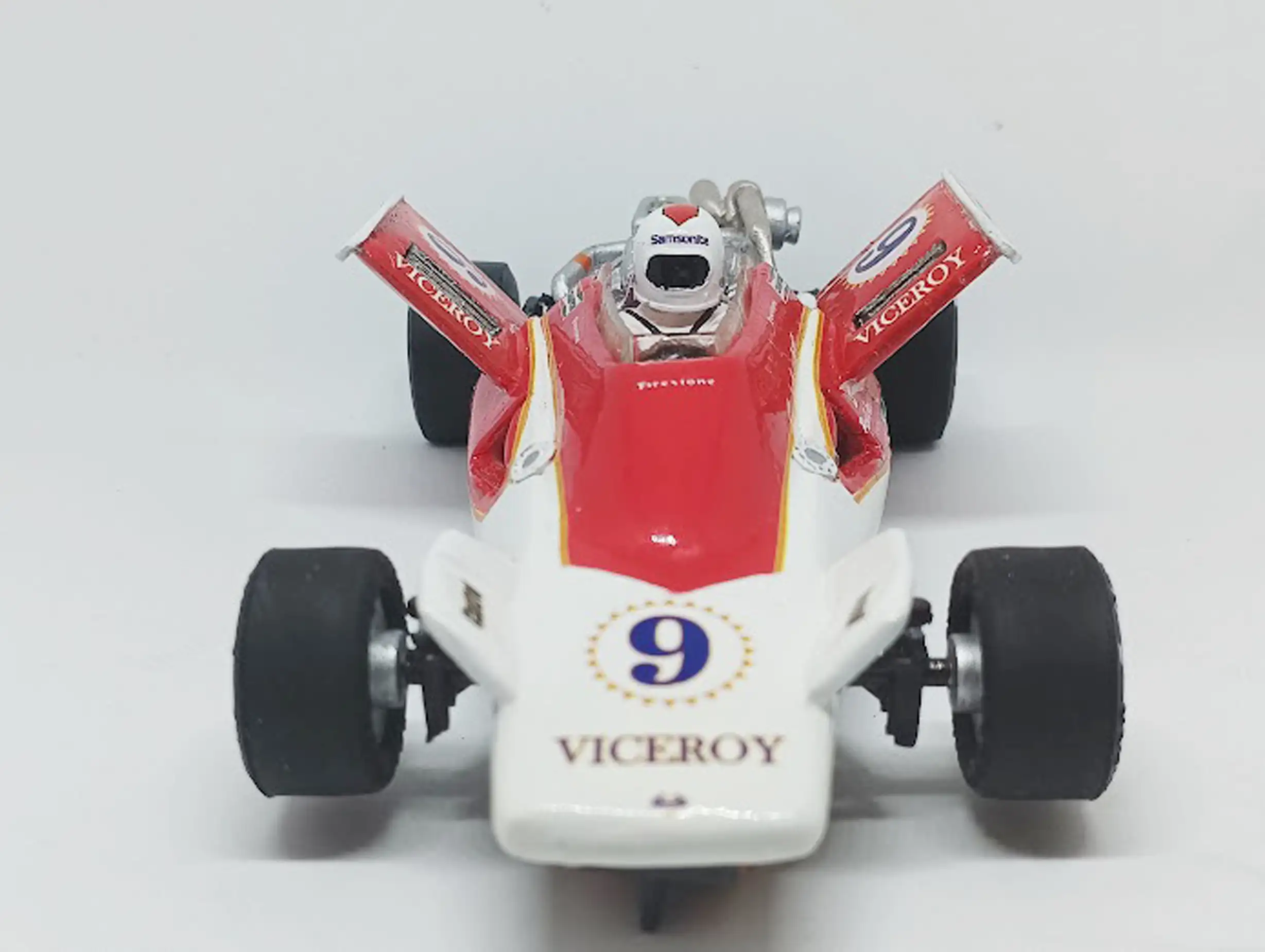 Parnelli 4 Parnelli 4