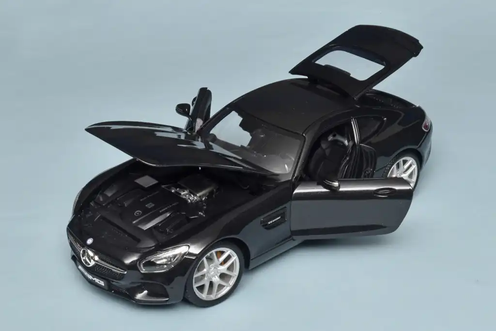 18maisto M AMG GT 2015 3 18maisto M AMG GT 2015 3