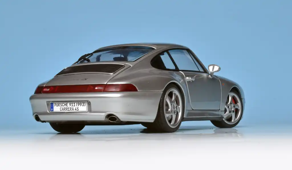 18solido Porsche 911 993 Carrera 4S 1996 2 18solido Porsche 911 993 Carrera 4S 1996 2
