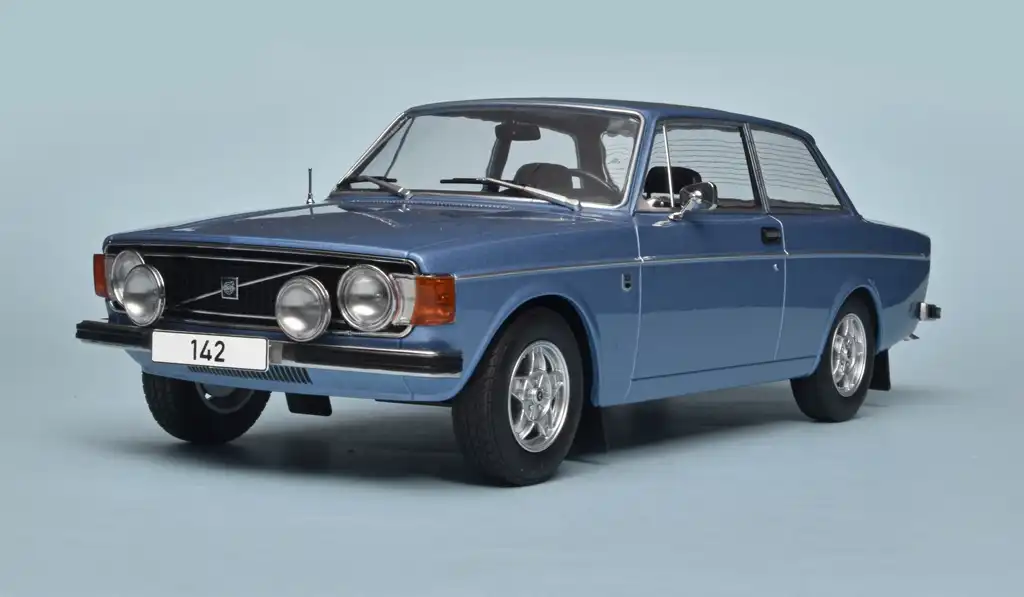 18MCG Volvo 142 1973 1