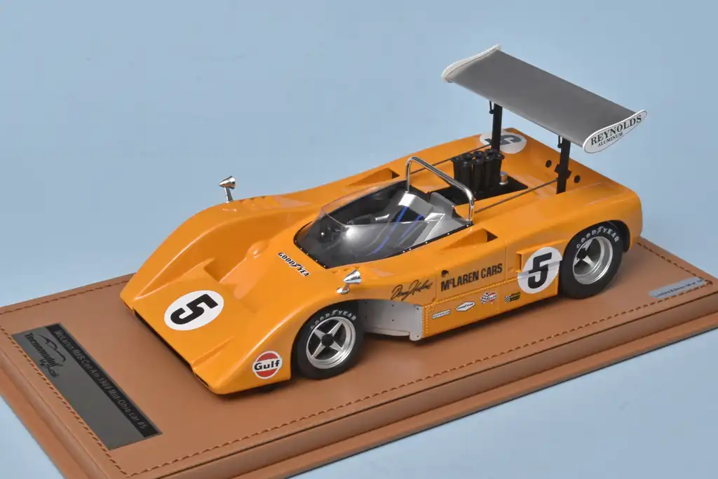 18Tecnomodel McLaren M8B CanAm 1969 Hume 1