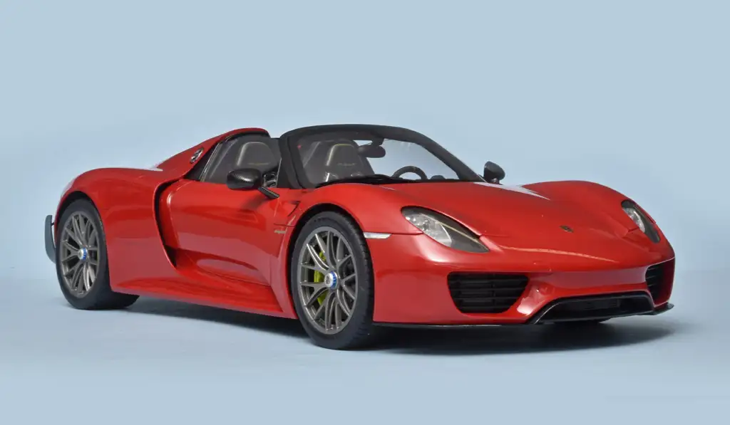 12AA Porsche 918 Spyder 2013 + Weissach P 1