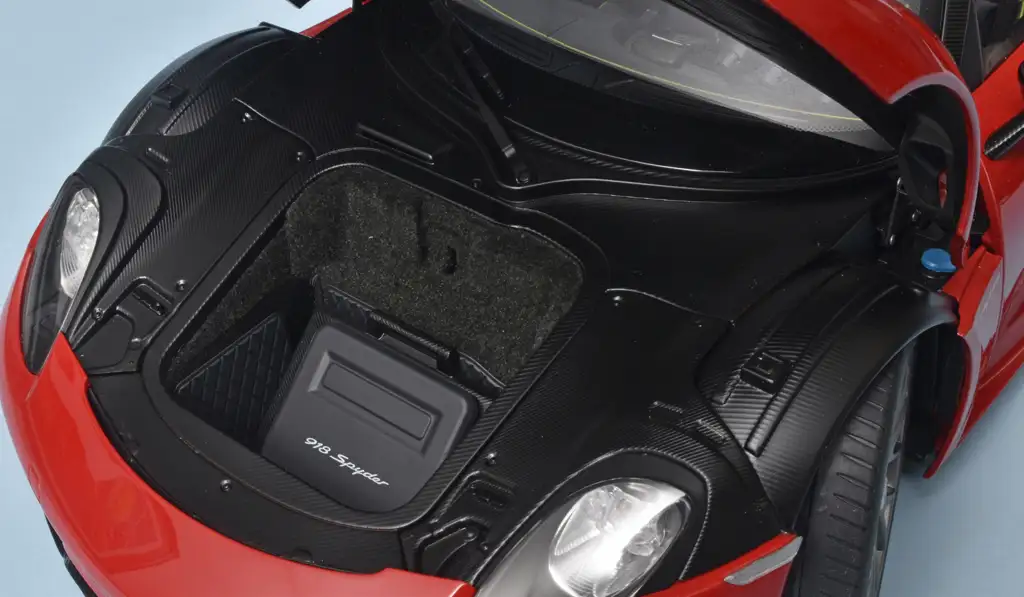 12AA Porsche 918 Spyder 2013 + Weissach P 5 12AA Porsche 918 Spyder 2013 + Weissach P 5