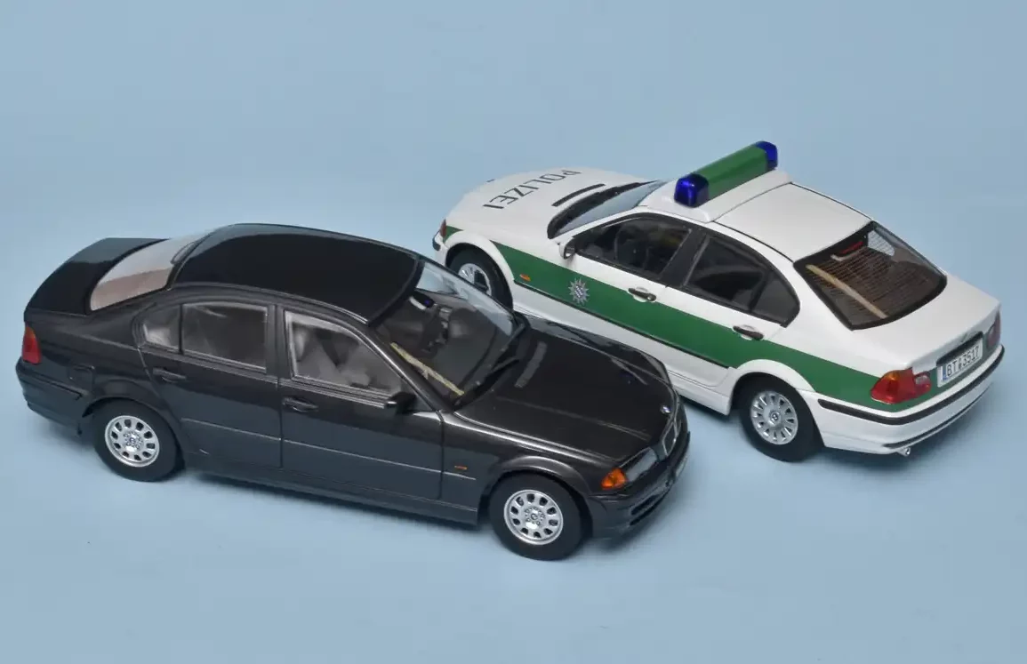18KKscale BMW 3 serie E46 1999 0