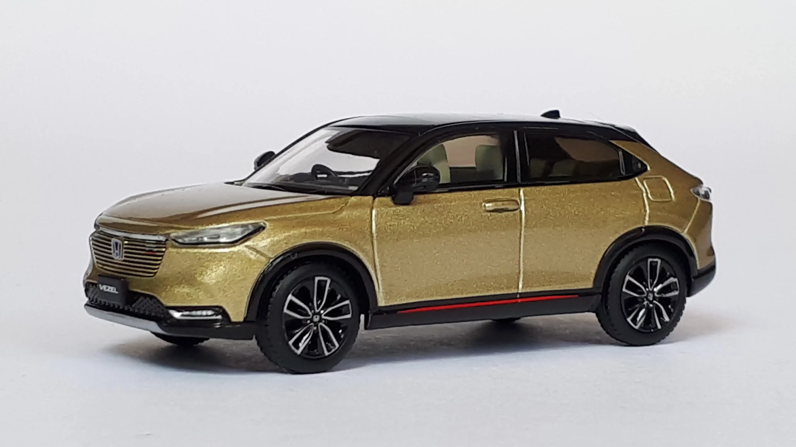 1;64 Hobby Japan Honda Vezel eHEV Play 1 1;64 Hobby Japan Honda Vezel eHEV Play 1