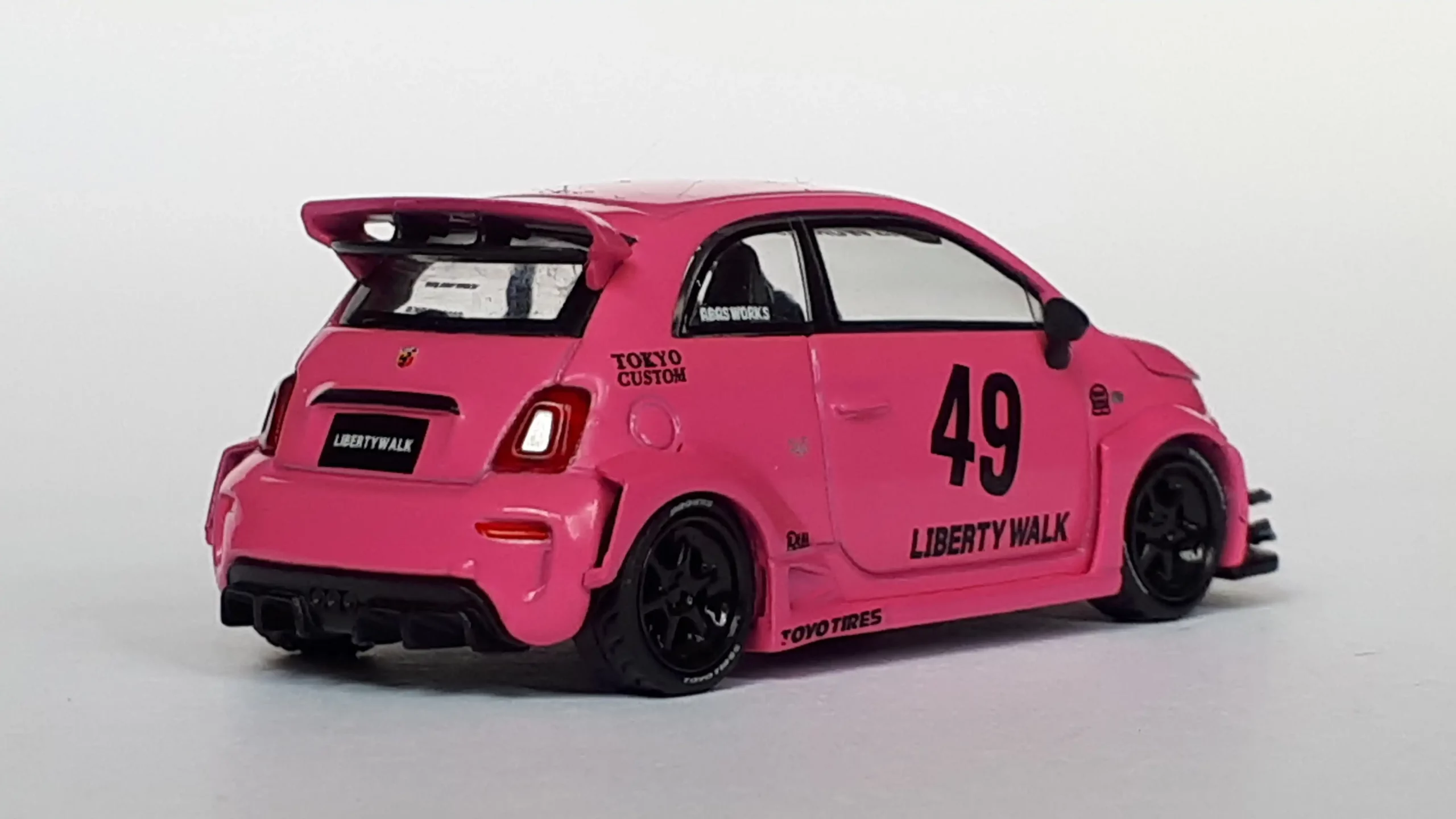 1;64 Mini GT Abarth 595 2 1;64 Mini GT Abarth 595 2