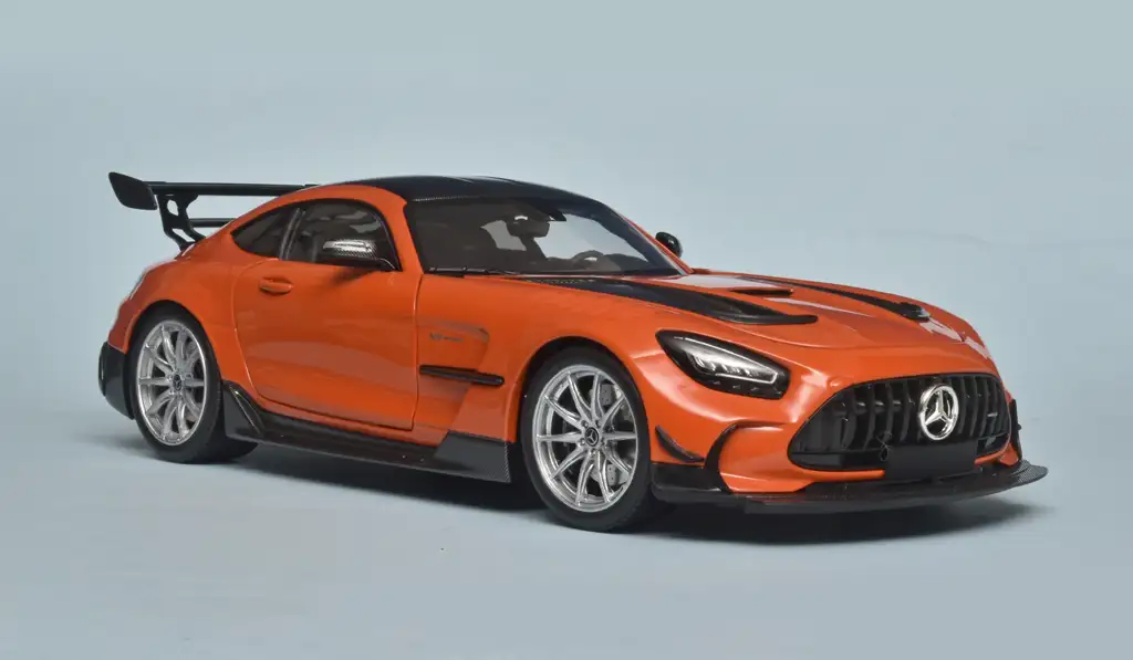 18minic Mercedes AMG GT Black Series 2021 1