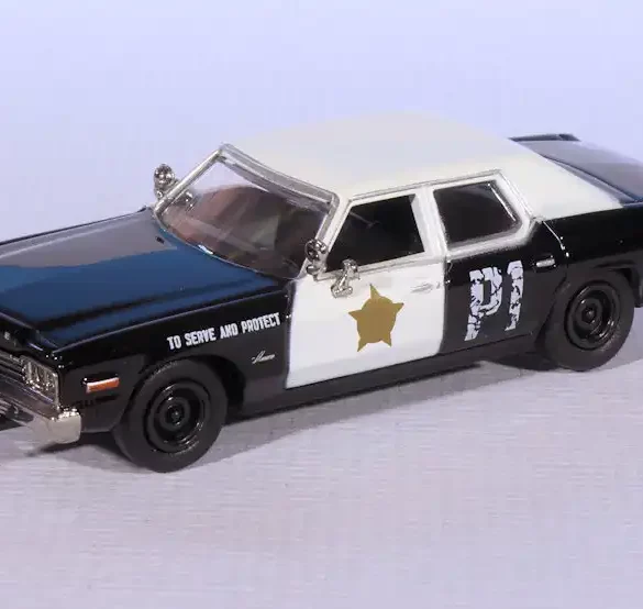 INT.Brekina 87.Dodge Monaco Blues Brothers(1)