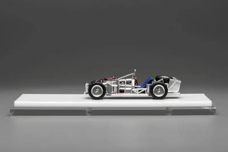1;64 Motorhelix Maserati Tipo 60 61 ‘Birdcage’ chassis 2 1;64 Motorhelix Maserati Tipo 60 61 ‘Birdcage’ chassis 2