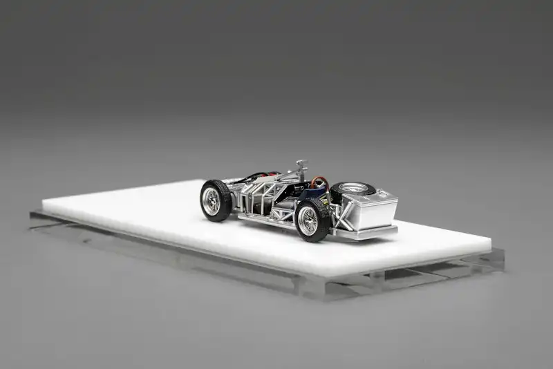 1;64 Motorhelix Maserati Tipo 60 61 ‘Birdcage’ chassis 4 1;64 Motorhelix Maserati Tipo 60 61 ‘Birdcage’ chassis 4
