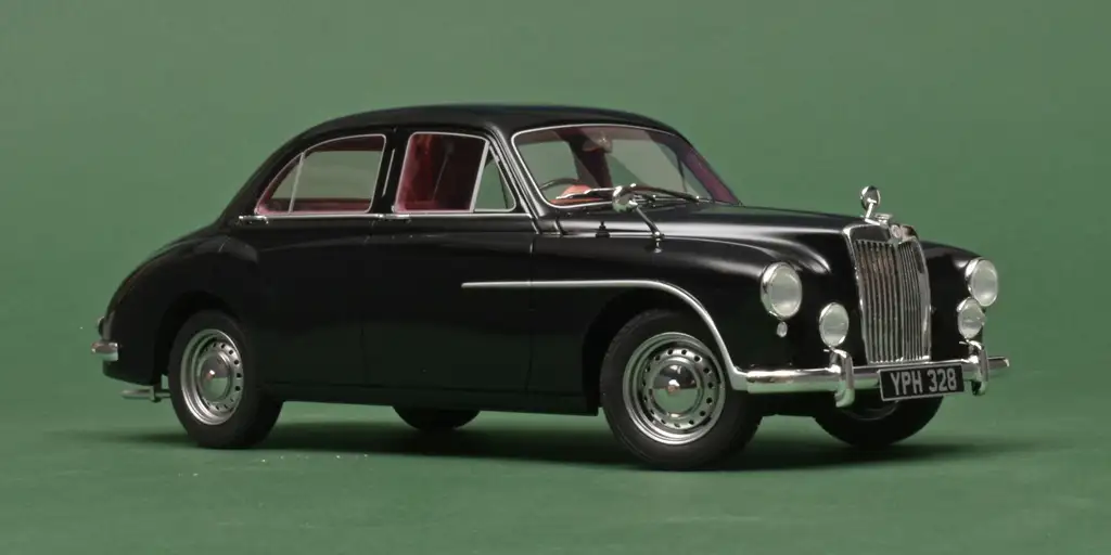 18cult MG Magnetta ZA 4 18cult MG Magnetta ZA 4
