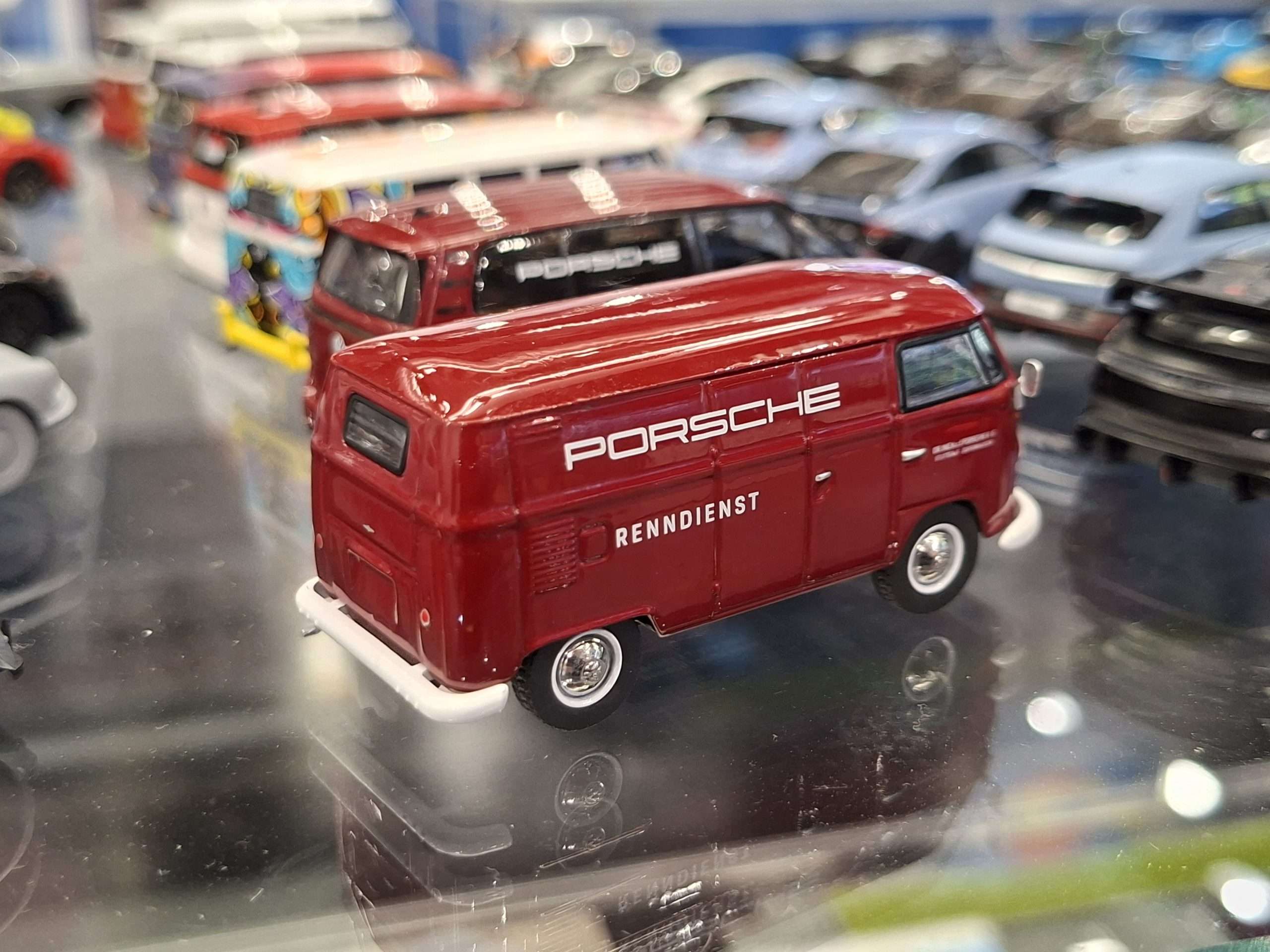 1;64 Mini GT Volkswagen Transporter 2 1;64 Mini GT Volkswagen Transporter 2
