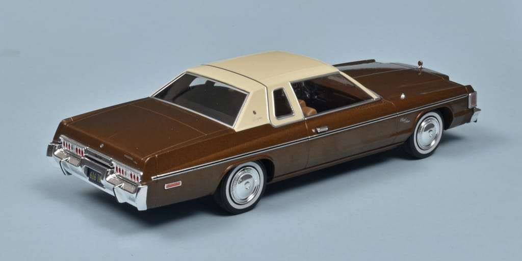 24WhiteBox Dodge Royal Monaco Coupe 1977 2 24WhiteBox Dodge Royal Monaco Coupe 1977 2