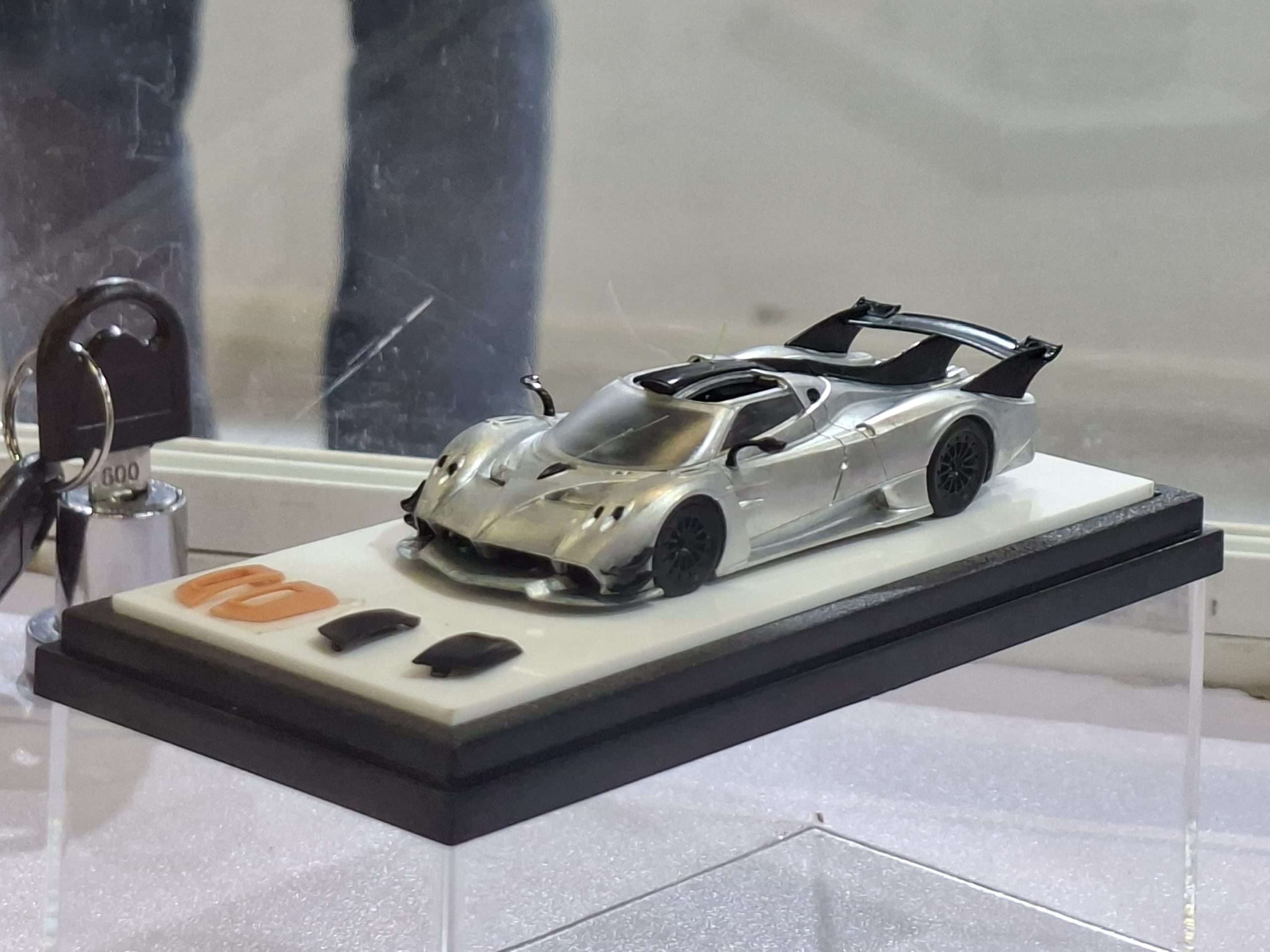 1;64 LCD Models Pagani Huayra R Evo 1 1;64 LCD Models Pagani Huayra R Evo 1