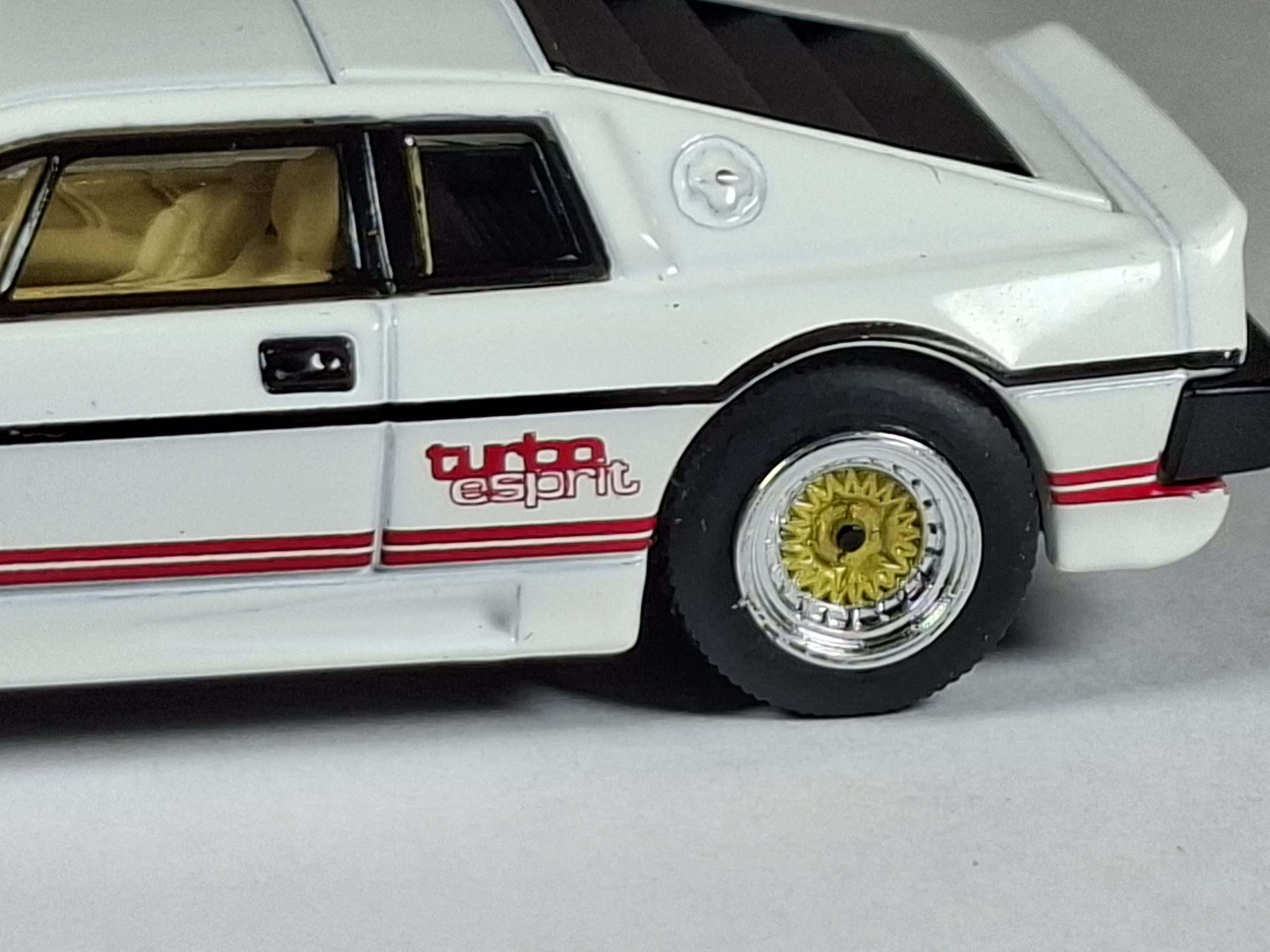1;64 Mini GT Lotus Esprit Turbo 4 1;64 Mini GT Lotus Esprit Turbo 4
