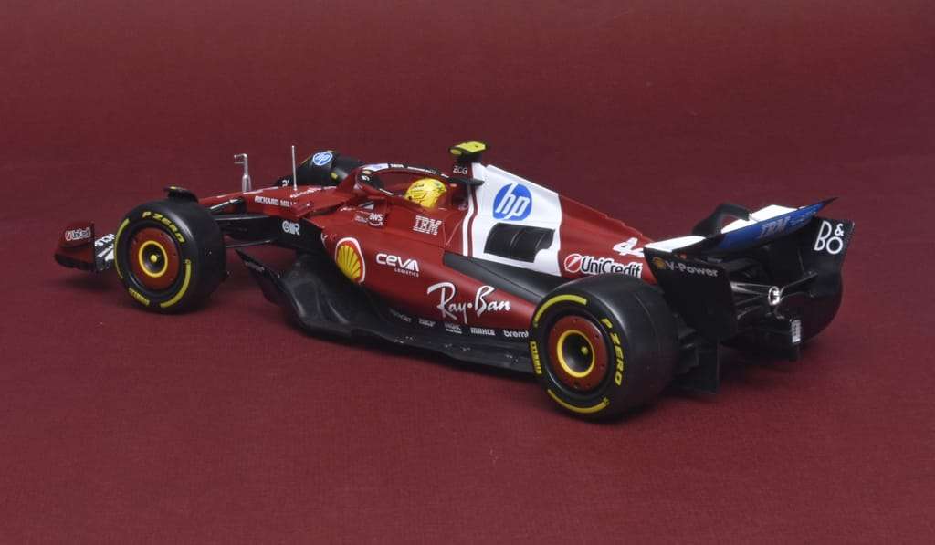 18Bburago Ferrari SF 25 2025 Hamilton 2 18Bburago Ferrari SF 25 2025 Hamilton 2