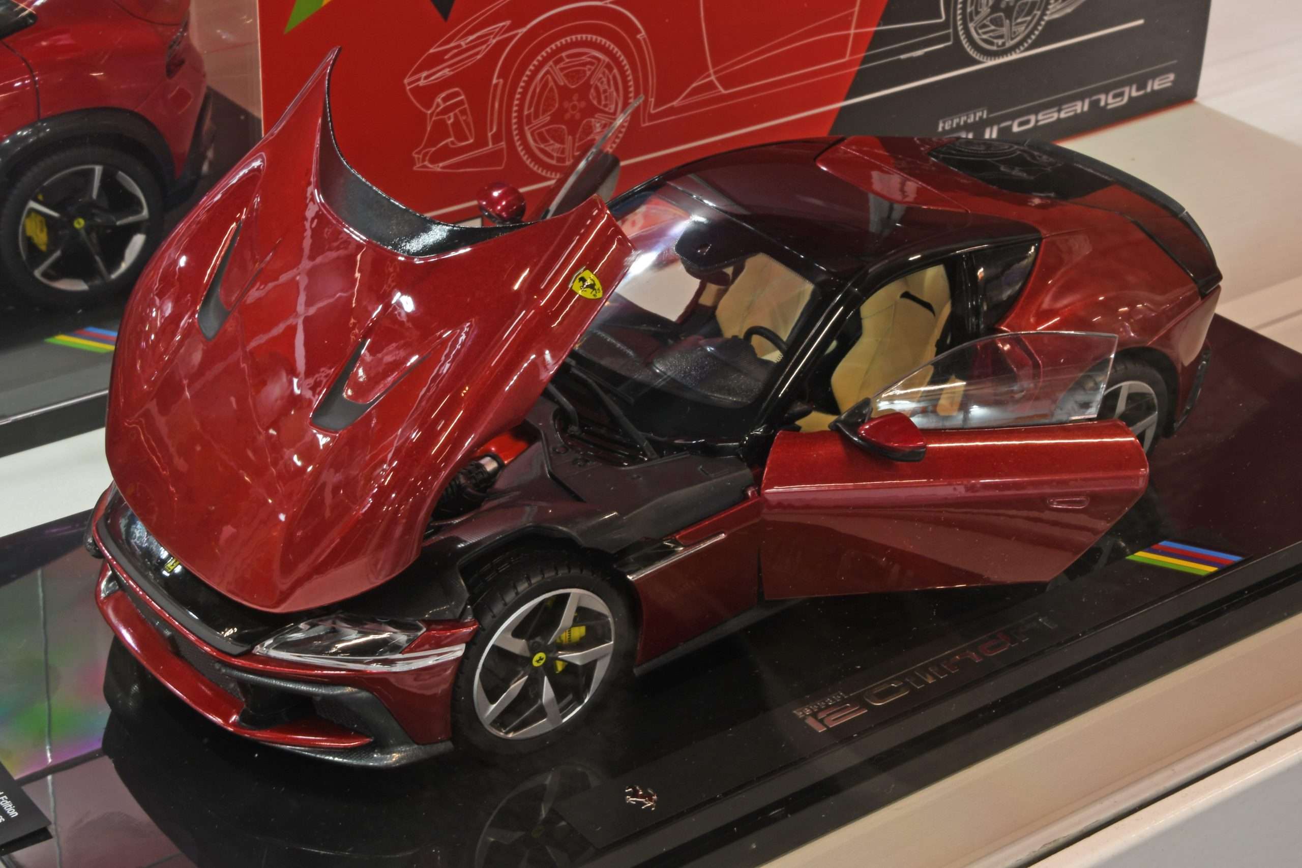 18Polistil Ferrari 12 Cilindri